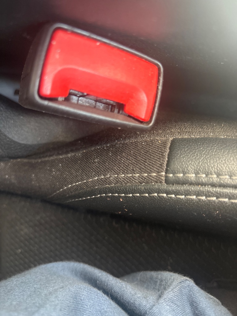 [EPE-121055] Interruptor de cinturón seguridad delantero derecho para Audi A4 2.0 35 TFSI 2021