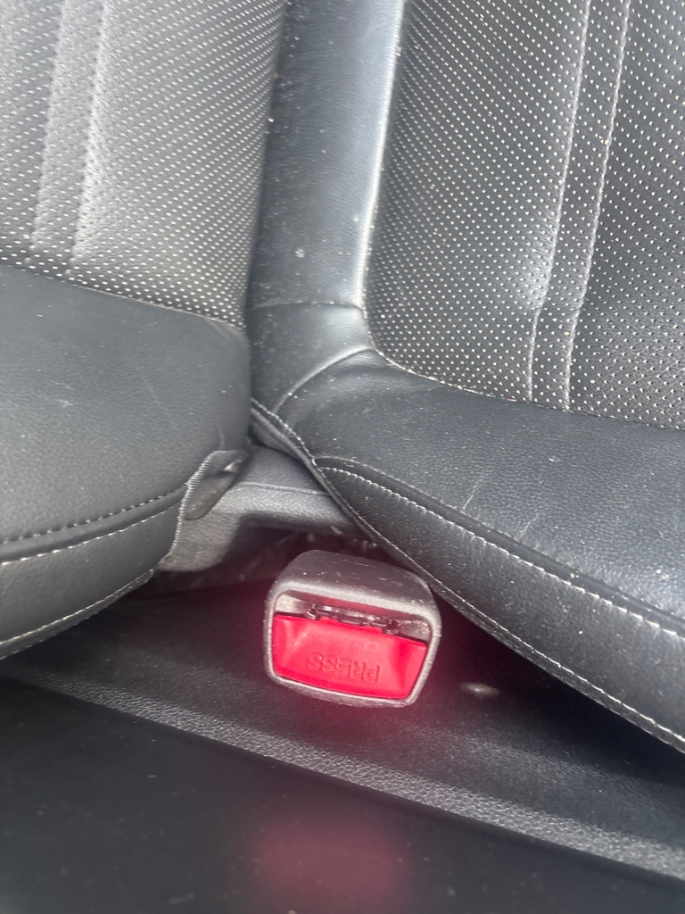 [EPE-121137] Cinturón de seguridad delantero izquierdo Kia Sorento 2.2 CRDi 4WD 2017