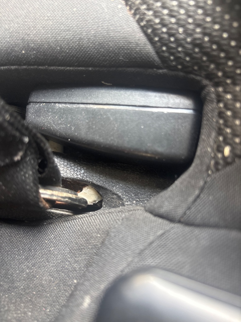 [EPE-121353] Cinturón de seguridad trasero Stalk Fila Central LH para Mini Countryman 2014