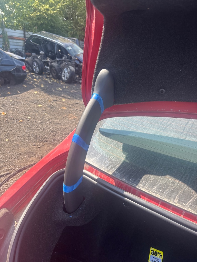 [EPE-121408] Amortiguador portón trasero izquierdo BMW Serie 3 F30 F80 2012