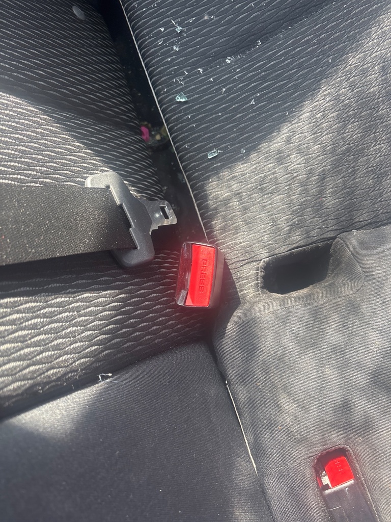 [EPE-121449] Cinturón de seguridad trasero Stalk Fila Central LH BMW 3 Series F30 F80 2012