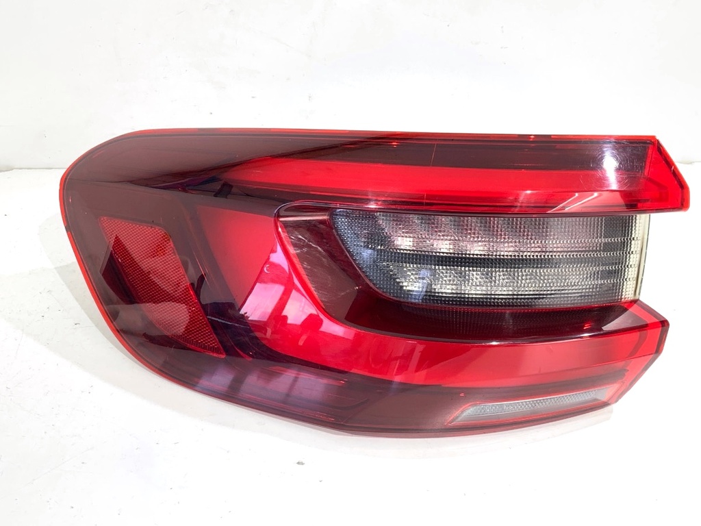 [STARK-864803] Piloto trasero izquierdo BMW X5 (G05, F95) 2018-