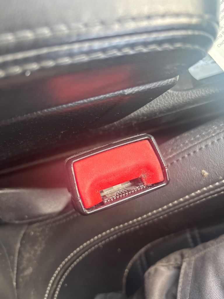 [EPE-121860] Interruptor de cinturón de seguridad delantero derecho para VW Passat CC 2.0 TDI 2014