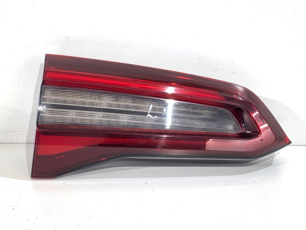 [STARK-864908] Piloto trasero izquierdo BMW X5 (G05, F95) 2018-2020