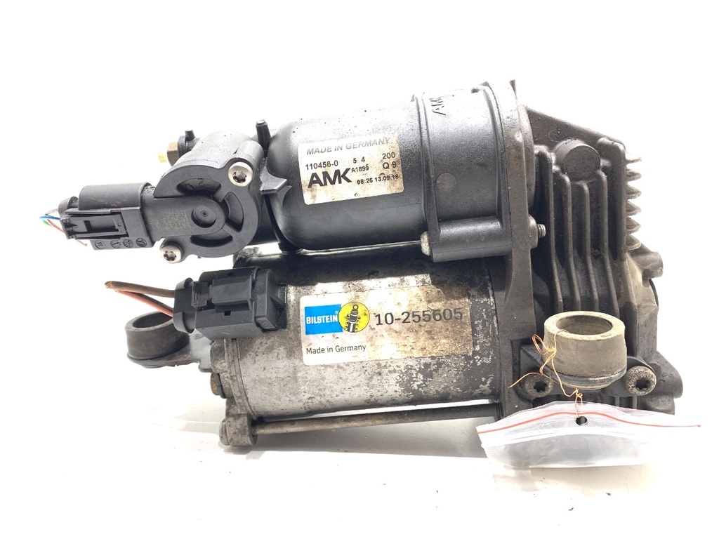 [STARK-773838] Bomba de suspensión Mercedes-Benz Clase S (W221) 2005-2013