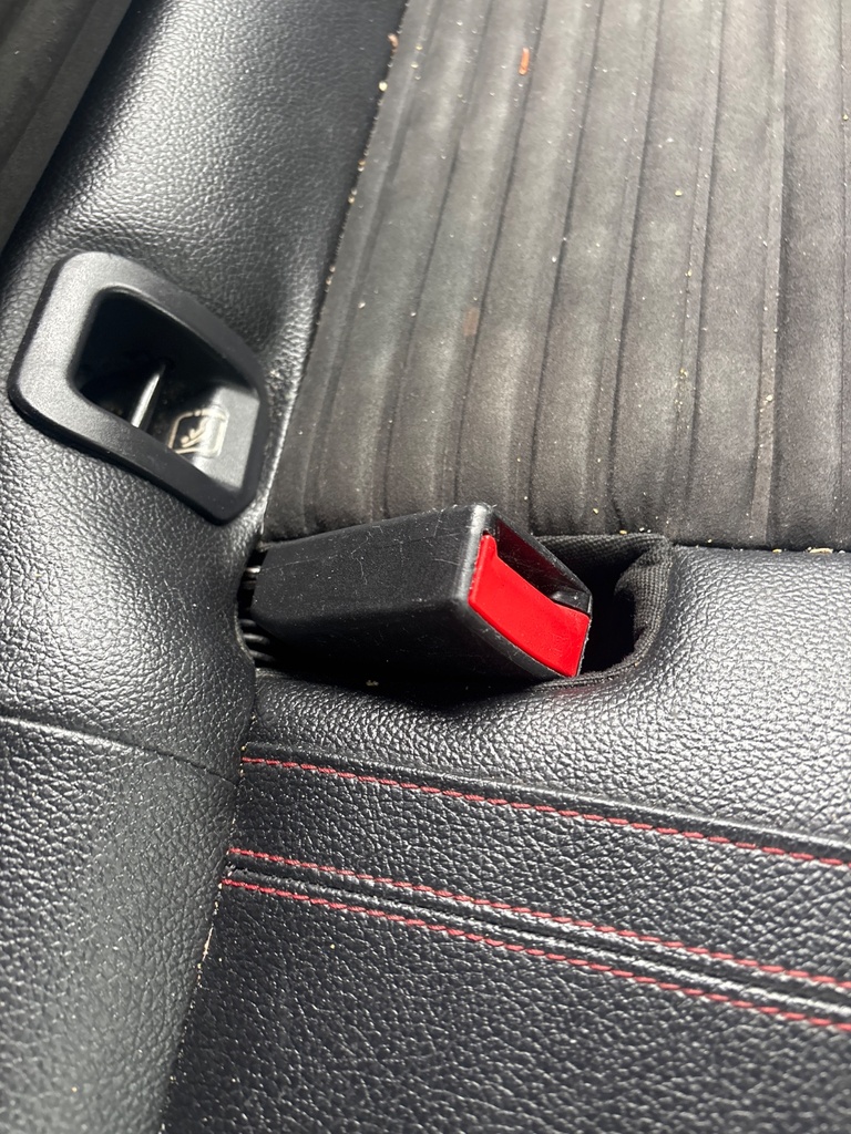 [EPE-122218] Cinturón de seguridad trasero Fila Central LH para Mercedes-Benz CLA 2017