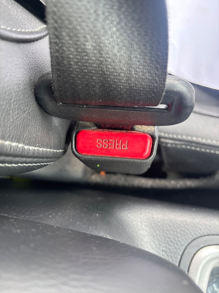 [EPE-122426] Cinturón de seguridad delantero izquierdo para Nissan Navara NP300 2.3 dCi 2017