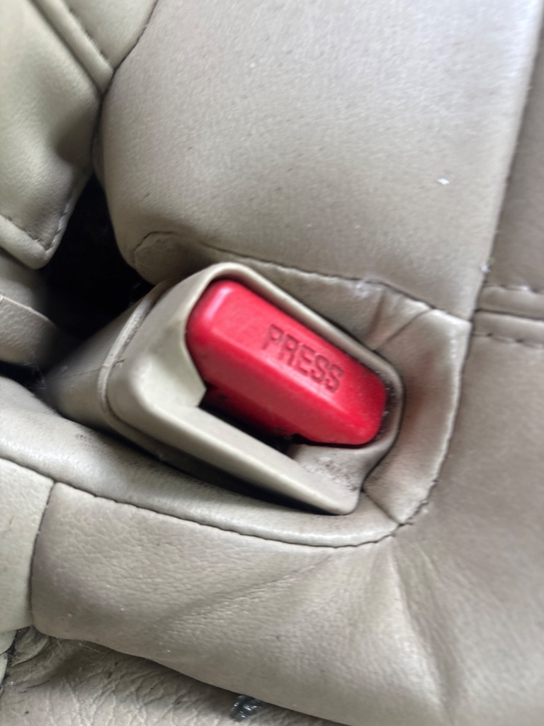 [EPE-122787] Cinturón de seguridad trasero Stalk fila central RH Infiniti EX 2010