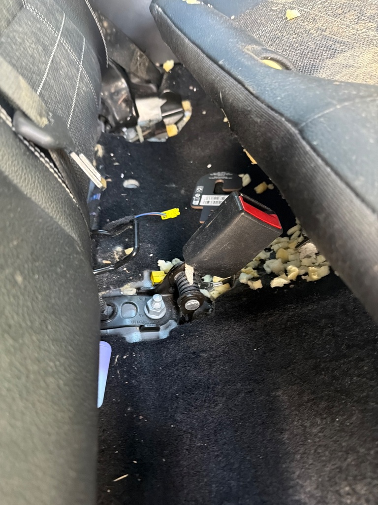 [EPE-122909] Cinturón de seguridad trasero central LH Mercedes A-Klasse W176 2014