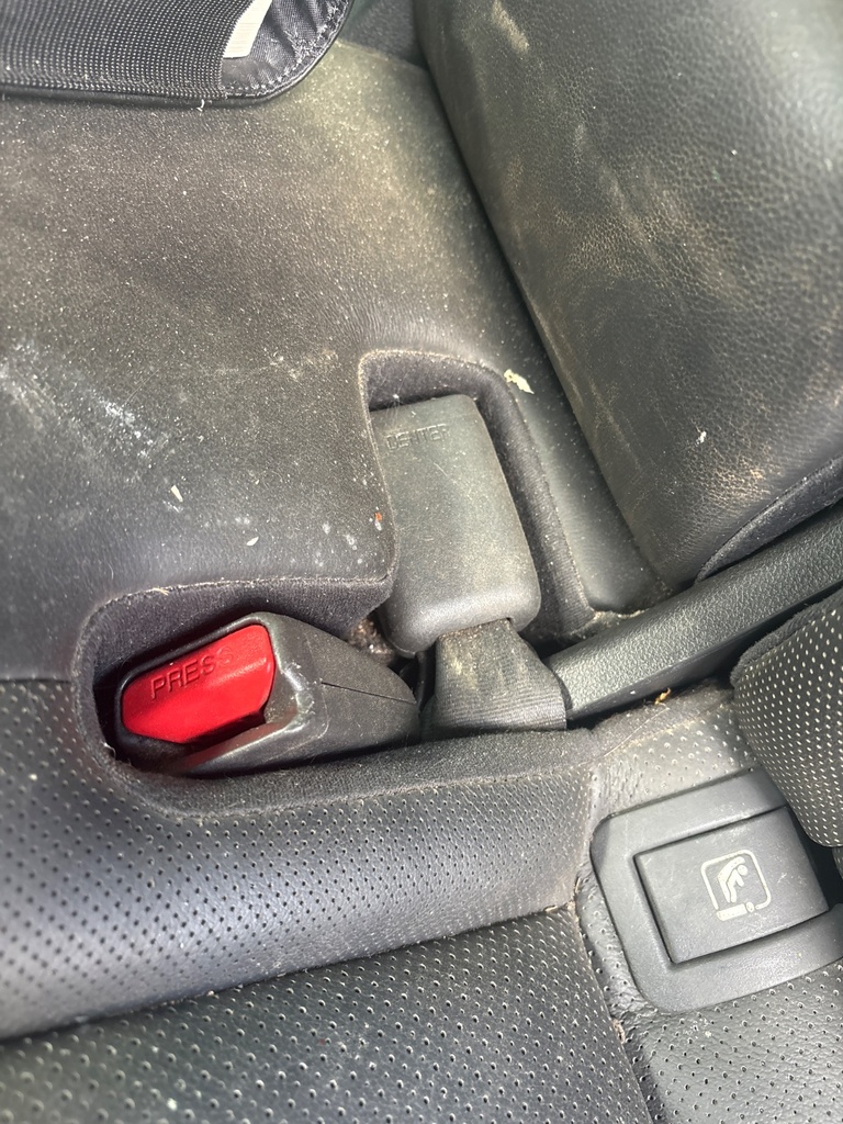 [EPE-123073] Cinturón de seguridad trasero central Kia Sportage 1.6 CRDi AWD 2019