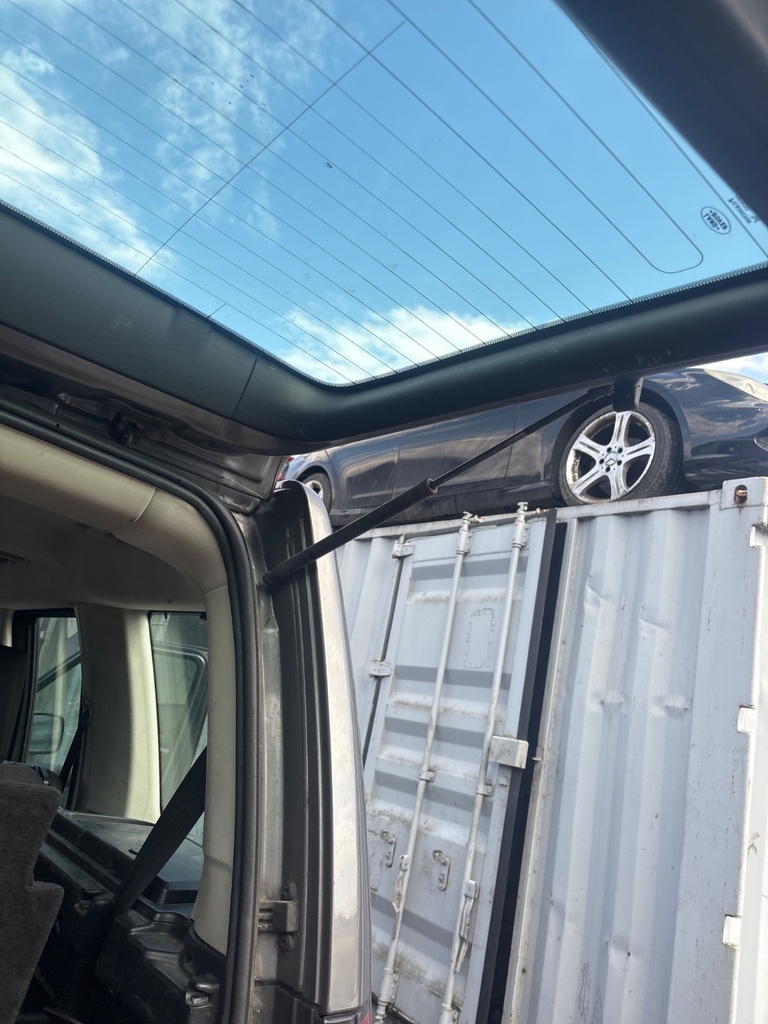 [EPE-123415] Amortiguador portón trasero derecho 2009 Land Rover Discovery 3.0 TDV6 249CV