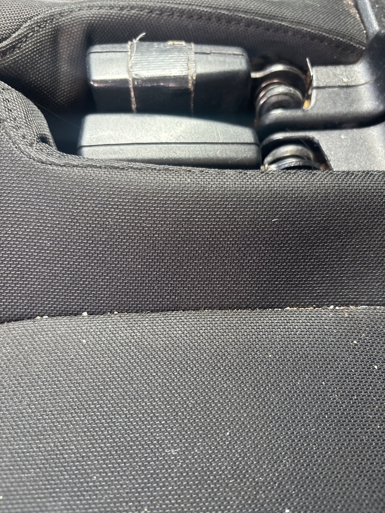 [EPE-123440] Cinturón de seguridad fila central trasera Land Rover Discovery 3.0 D 2009
