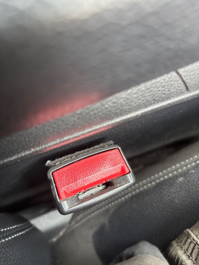 [EPE-123597] Interruptor de cinturón seguridad delantero derecho Mercedes A-Klasse W176 2017