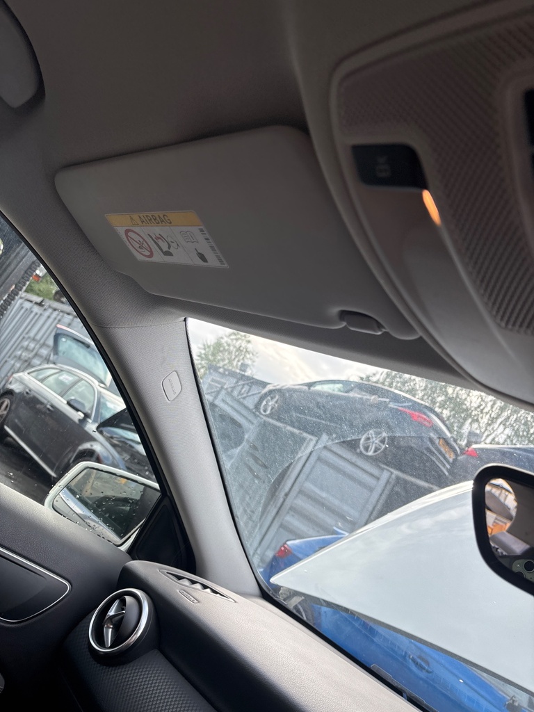 [EPE-123601] Parasol izquierdo Mercedes A-Klasse W176 1.6 A 160 2017