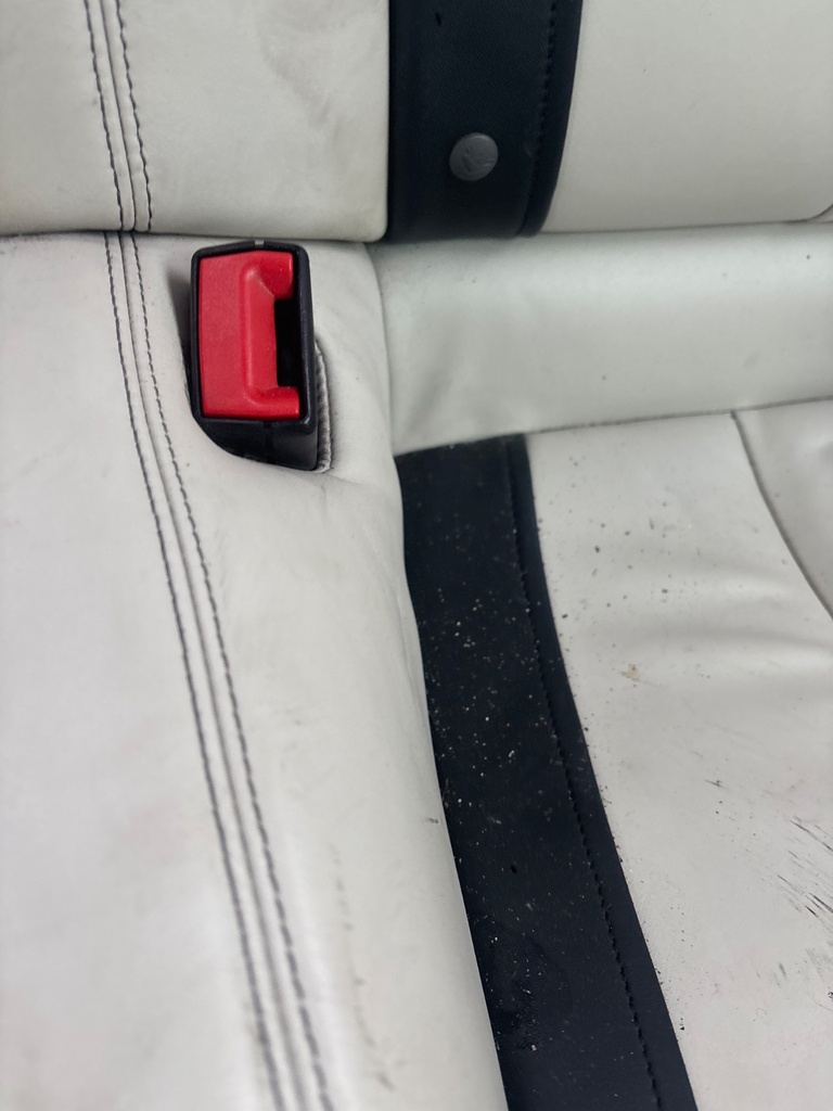 [EPE-123791] Cinturón de seguridad trasero stalk fila central LH BMW 6er F13 3.0 640d 2016