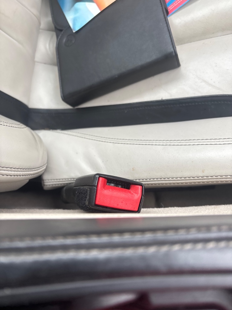 [EPE-123755] Cinturón de seguridad delantero izquierdo BMW 640d F13 2016