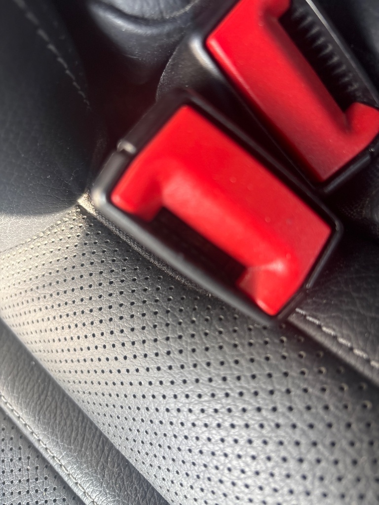 [EPE-123879] Cinturón de seguridad trasero stalk fila central RH Mercedes S-Klasse 3.0 2016