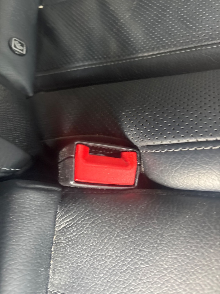 [EPE-123878] Cinturón de seguridad trasero Stalk fila central LH Mercedes S-Klasse 3.0 2016