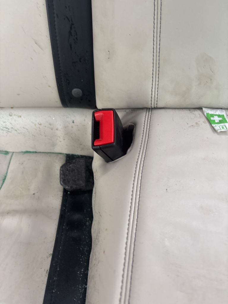 [EPE-123792] Cinturón de seguridad trasero central, fila central, RH, 2016 BMW 640d F13, 3.0
