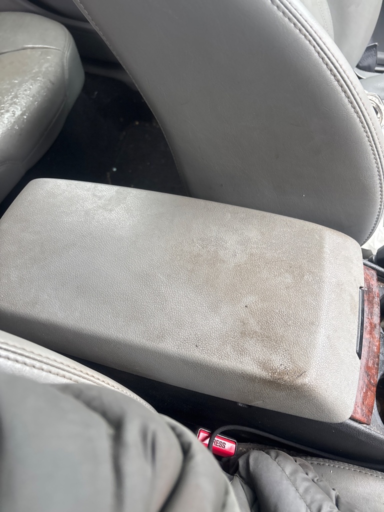 [EPE-123923] Reposabrazos de consola central 2007 Chrysler 300C 3.0