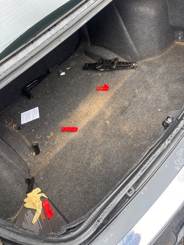 [EPE-123947] Alfombra maletero Chrysler 300C 3.0