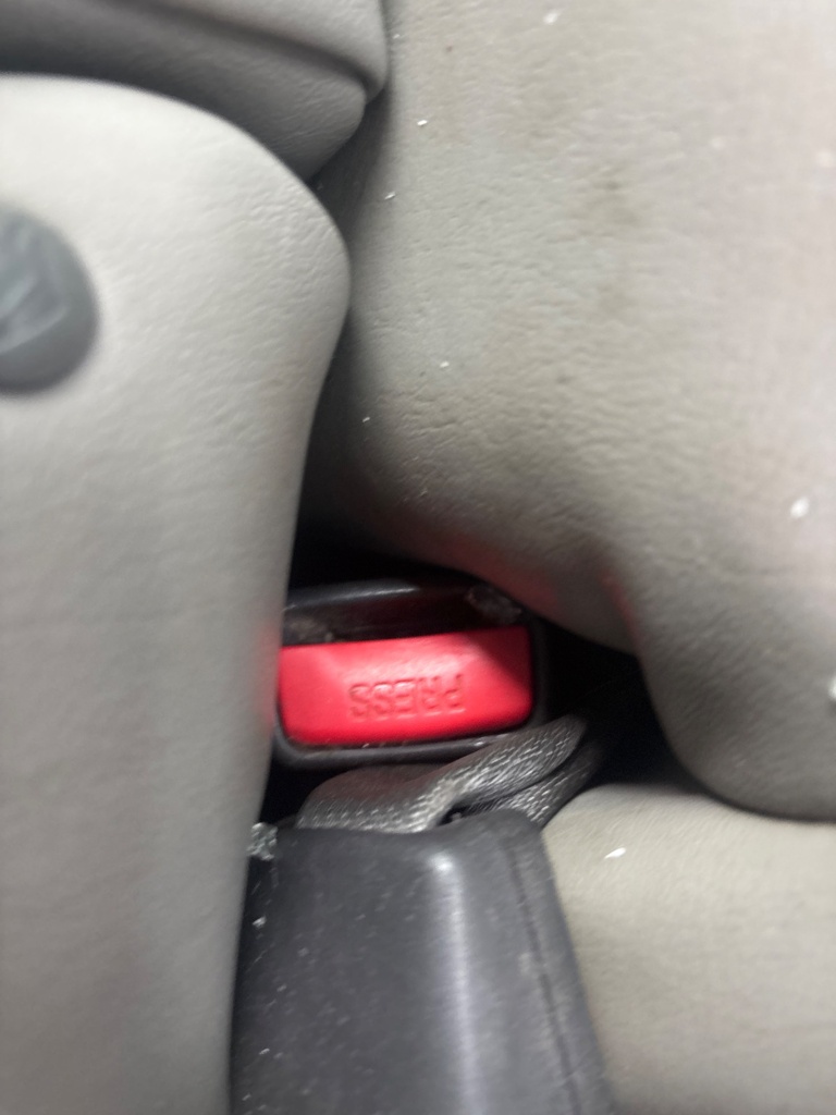 [EPE-123976] Cinturón de seguridad fila central trasera Chrysler 300C 3.0 2007