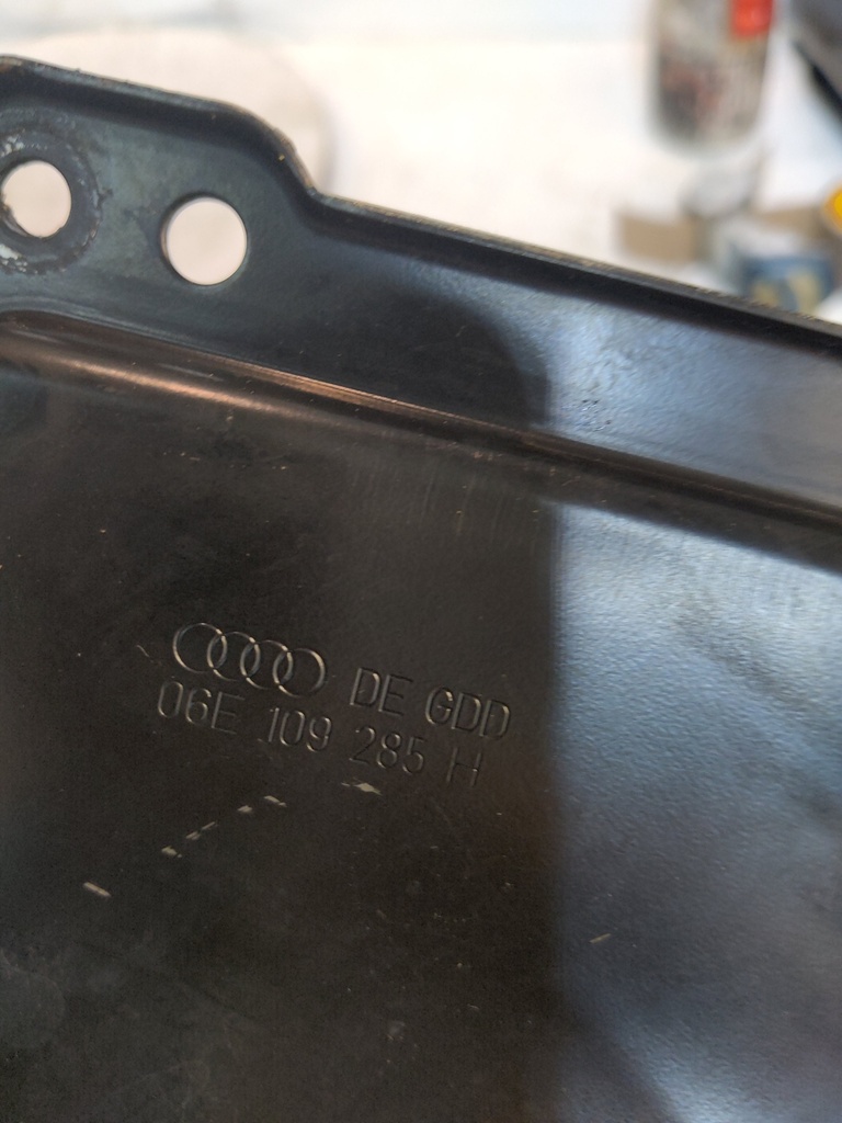 [MTD-535664] Cubierta de balancines Audi A4 2010 3.2 FSI quattro 06E109285H