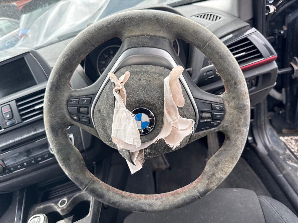 [EPE-103605] Volante de dirección BMW 1 Sports Hatch 2014