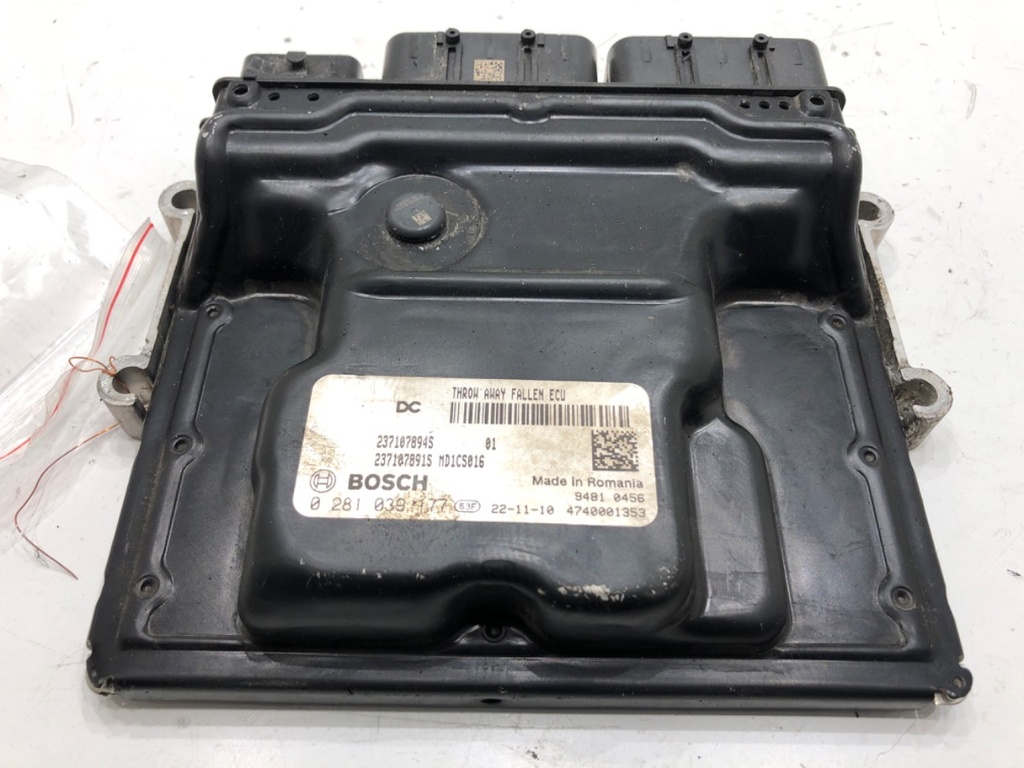 [STARK-775518] Unidad de control del motor Renault Express 1.5 Blue dCi 95 (F6AB) 2021-2022