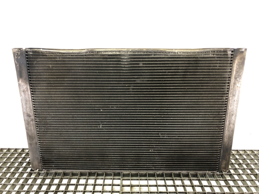 [STARK-560813] Radiador de agua Audi A8 D3 (4E2, 4E8) 2002-2010