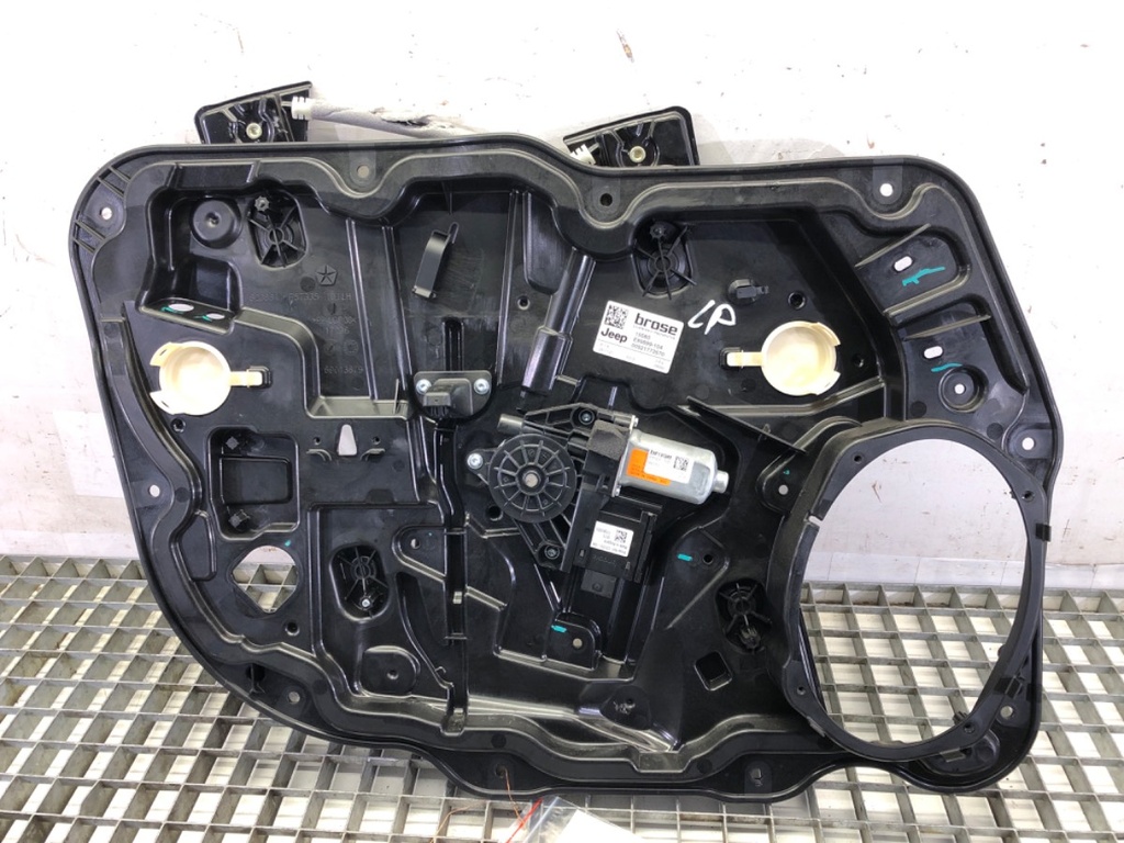 [STARK-636122] Elevador de ventana delantero izquierdo Jeep Compass (MP/M6) 2016-2022
