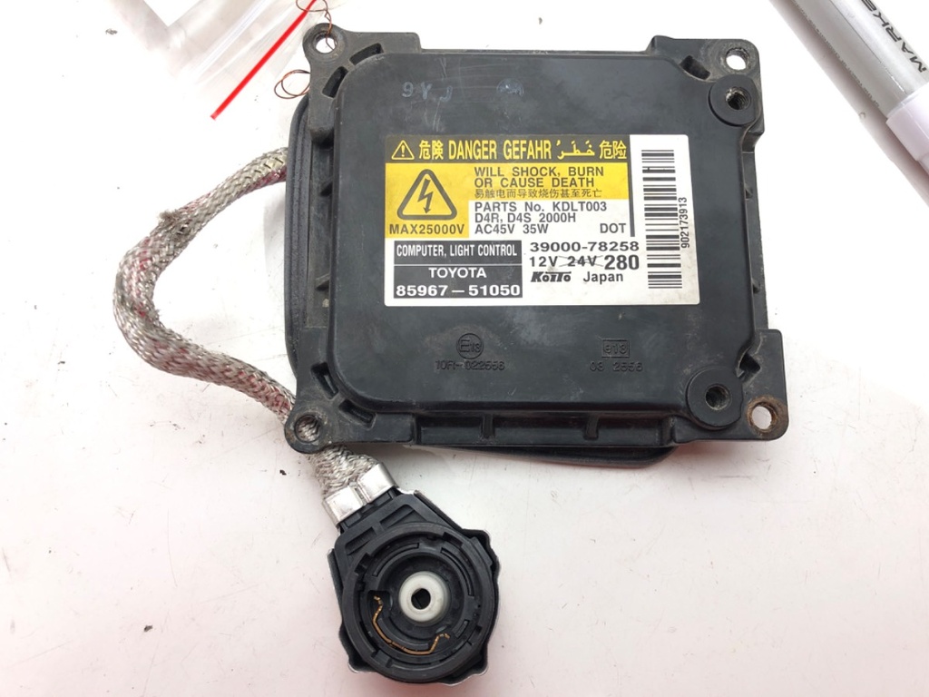 [STARK-670373] Convertidor de xenón para Toyota Avensis Kombi (_T27_) 2.2 D-4D 110 kW 2009-2018