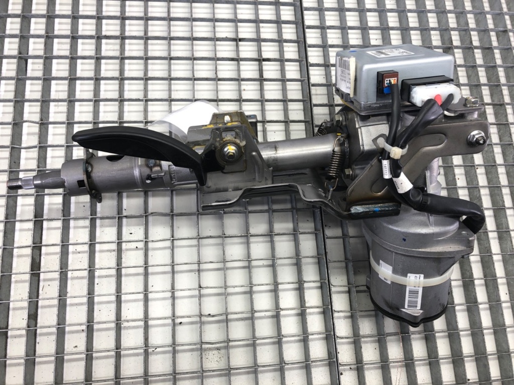 [STARK-722050] Bomba de dirección asistida KIA Sportage III (SL) 1.6 GDI 2011-2022