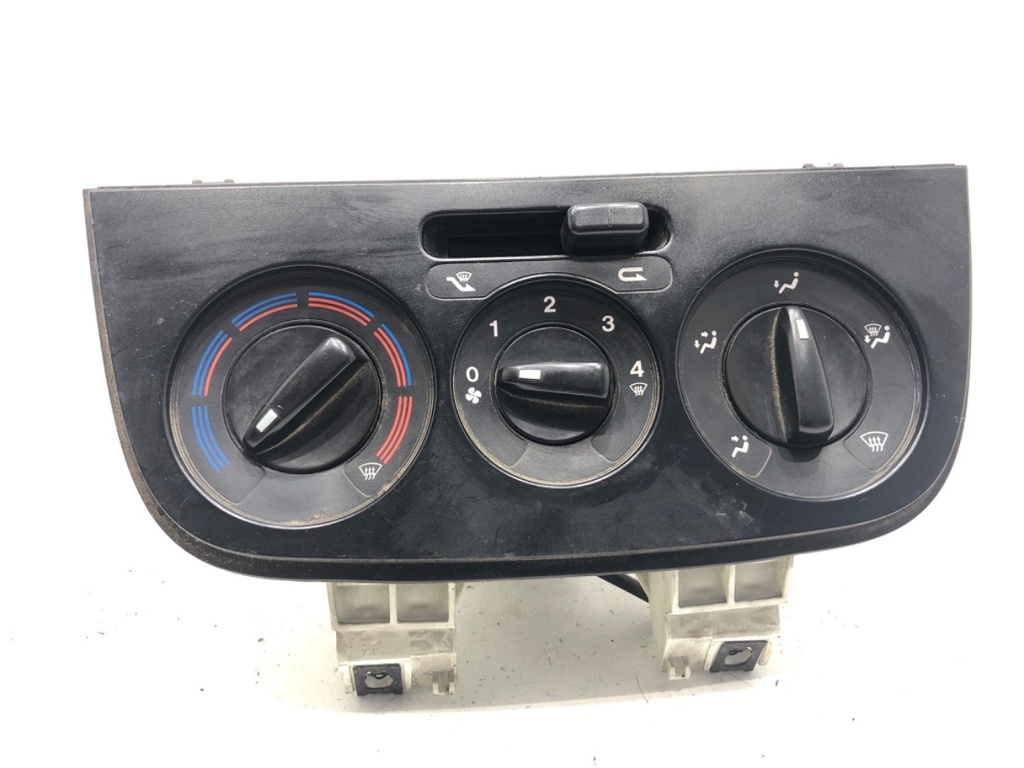 [STARK-729413] Panel de control de climatización PEUGEOT BIPPER (AA_) 2008-2022