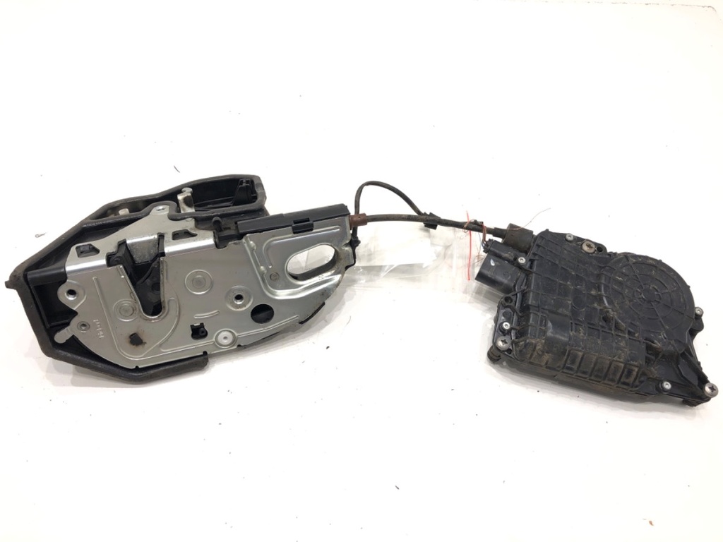 [STARK-751021] Cerradura de puerta trasera izquierda BMW Serie 7 (F01-F04) 2008-2015