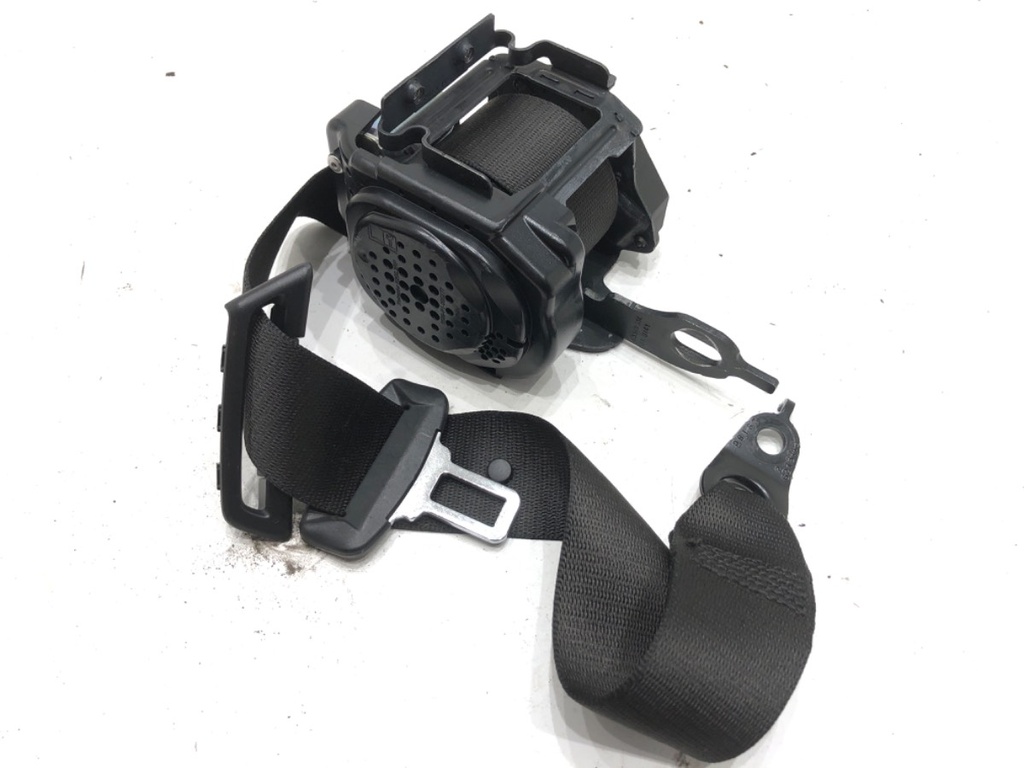 [STARK-757001] Cinturón de seguridad trasero izquierdo BMW Serie 5 (G30, F90) 2016-2022
