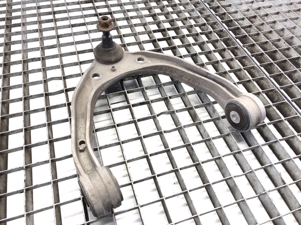 [STARK-780730] Arco de rueda delantero izquierdo Audi Q7 (4LB) 2006-2016