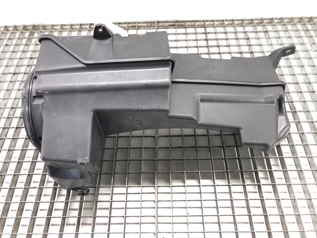 [STARK-592046] Subwoofer AUDI A6 C7 Avant (4G5, 4GD) 3.0 TDI quattro 2011-2018
