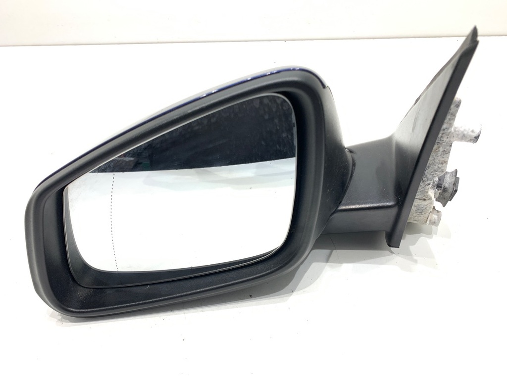 [STARK-881162] Retrovisor izquierdo BMW X1 (F48) 2014-2022