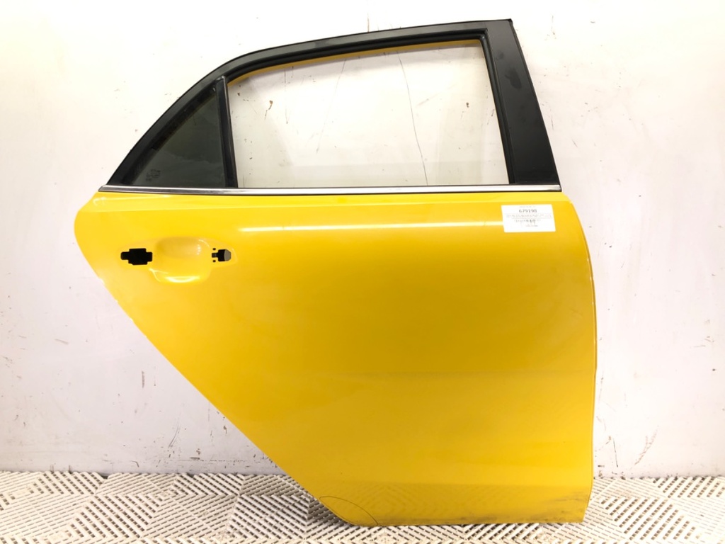 [STARK-679198] Puerta trasera derecha KIA RIO IV (YB, SC, FB) 2017-2022
