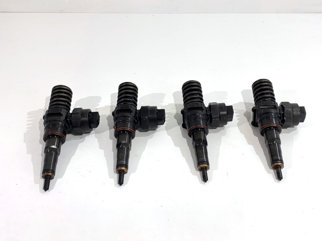 [STARK-791817] Kit de inyectores AUDI A4 B5 Avant (8D5) 1.9 TDI 85 kW 115 CV 2000-2001