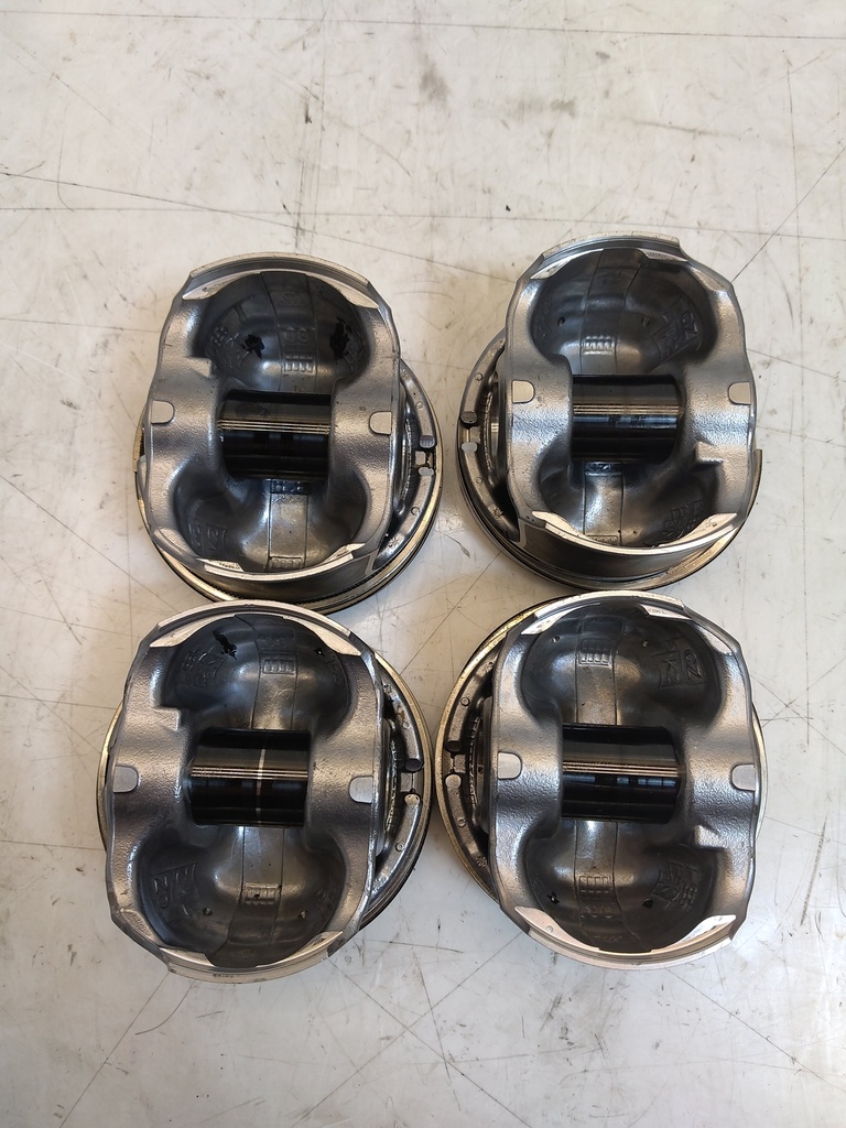 [MTD-536211] Juego de 4 pistones Audi A4 2.0 TFSI