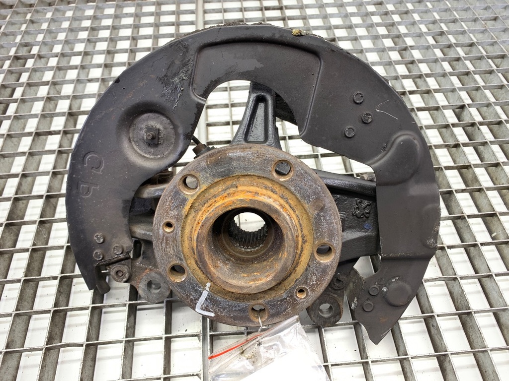 [STARK-801322] Cubo de rueda delantero izquierdo PEUGEOT 308 II (2013-2021) 1.2 THP 130