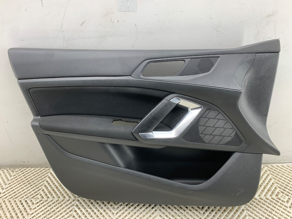 [STARK-801417] Panel de puerta delantero izquierdo PEUGEOT 308 II 2013-2021