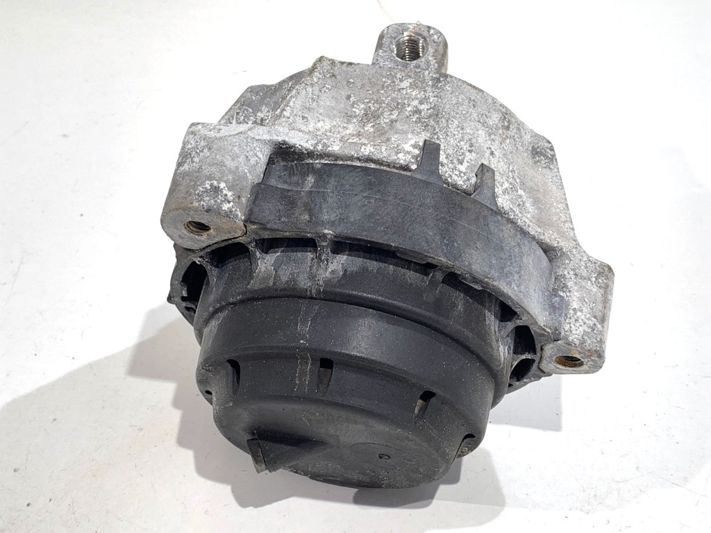 [STARK-801475] Soporte de motor derecho BMW Serie 5 (G30, F90) 2016-2022