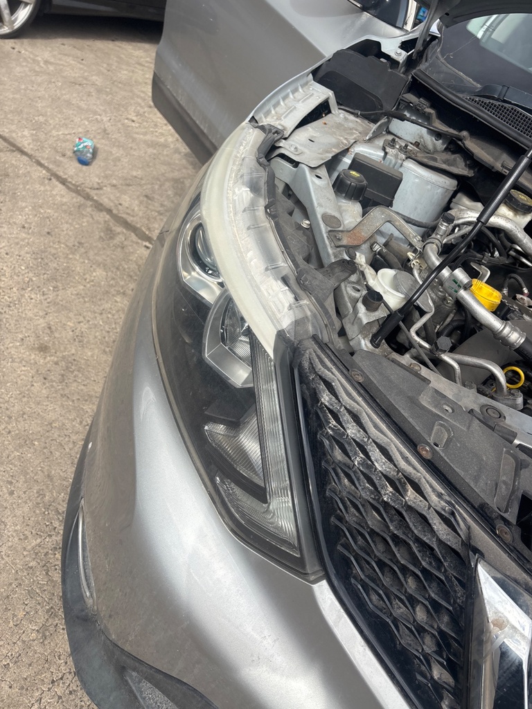 [EPE-124389] Faro delantero derecho Nissan Qashqai 2014