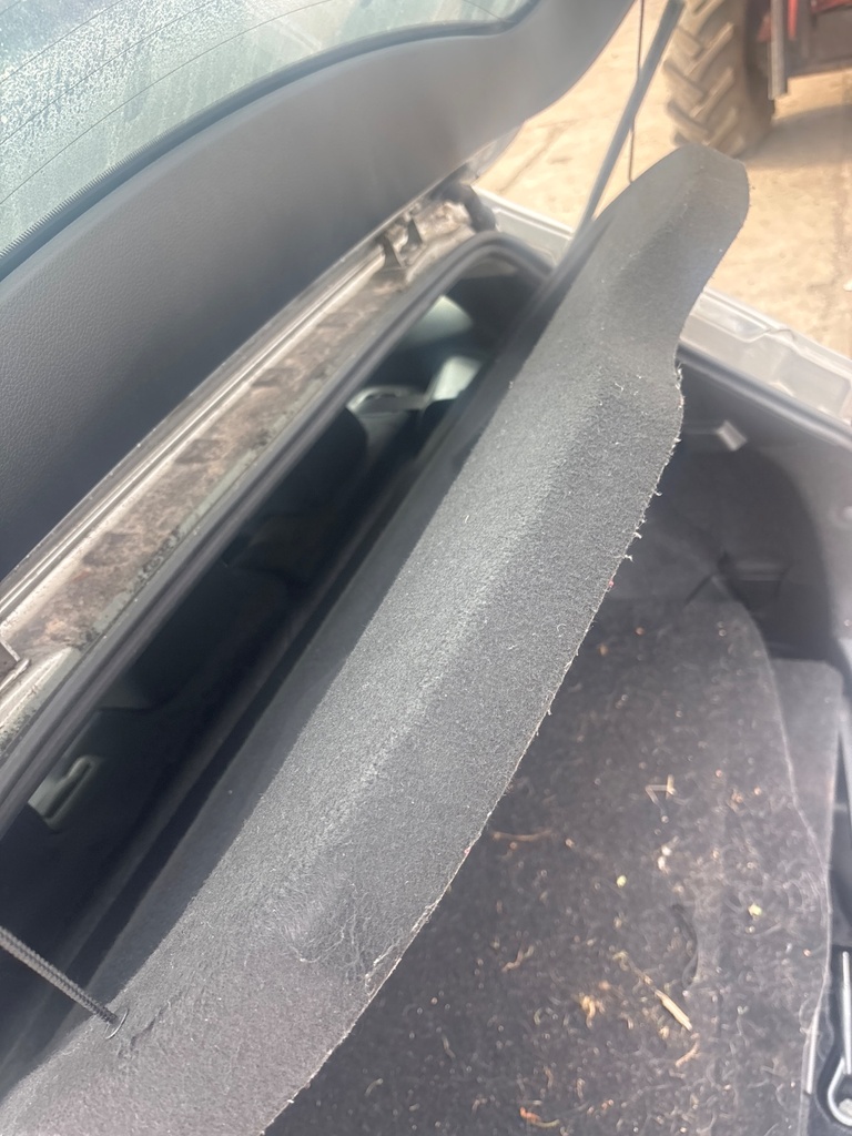 [EPE-124449] Bandeja trasera Nissan Qashqai (2013-2018)