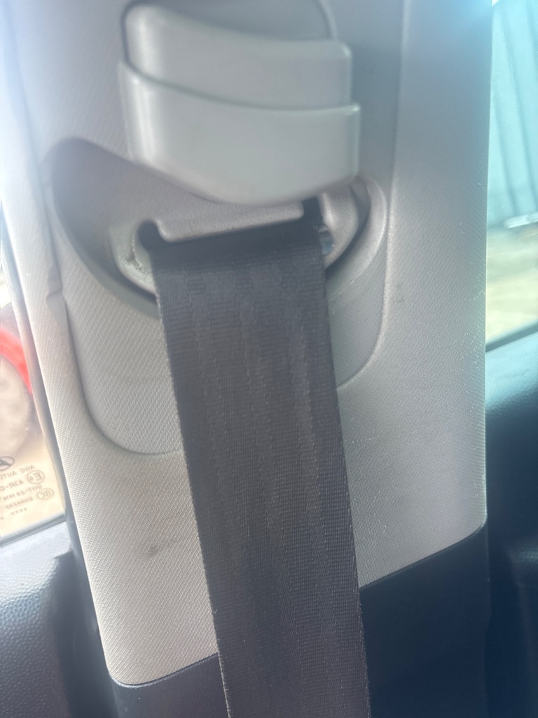 [EPE-124117] Pretensor cinturón seguridad delantero derecho Hyundai ix35