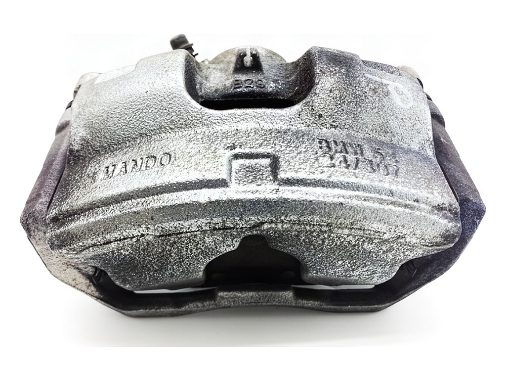 [STARK-912466] Pinza de freno delantera derecha BMW Serie 1 (F70)