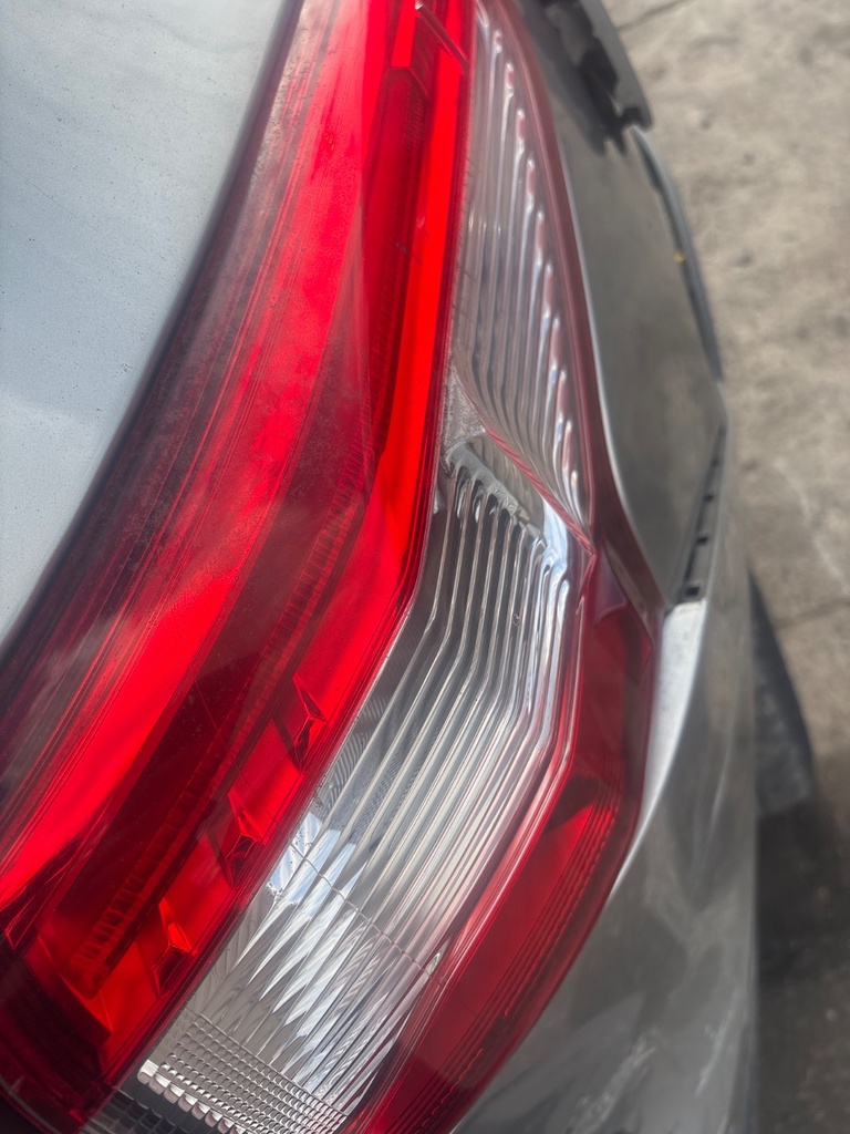 [EPE-124447] Piloto trasero derecho Nissan Qashqai 2014